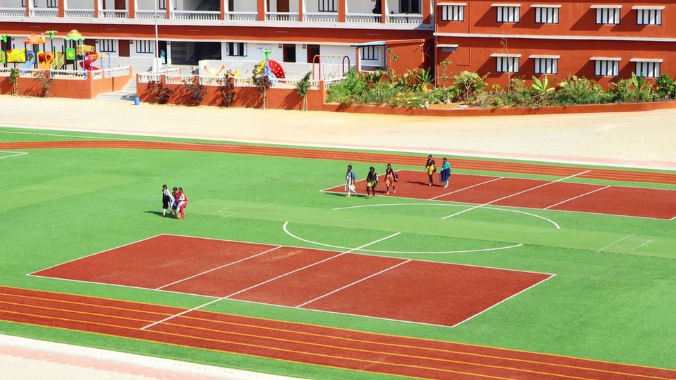 కేజీ టు పీజీ