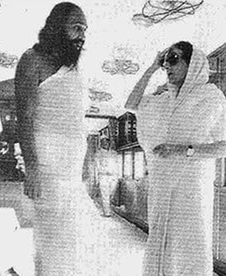 ధీరేంద్ర బ్రహ్మచారి