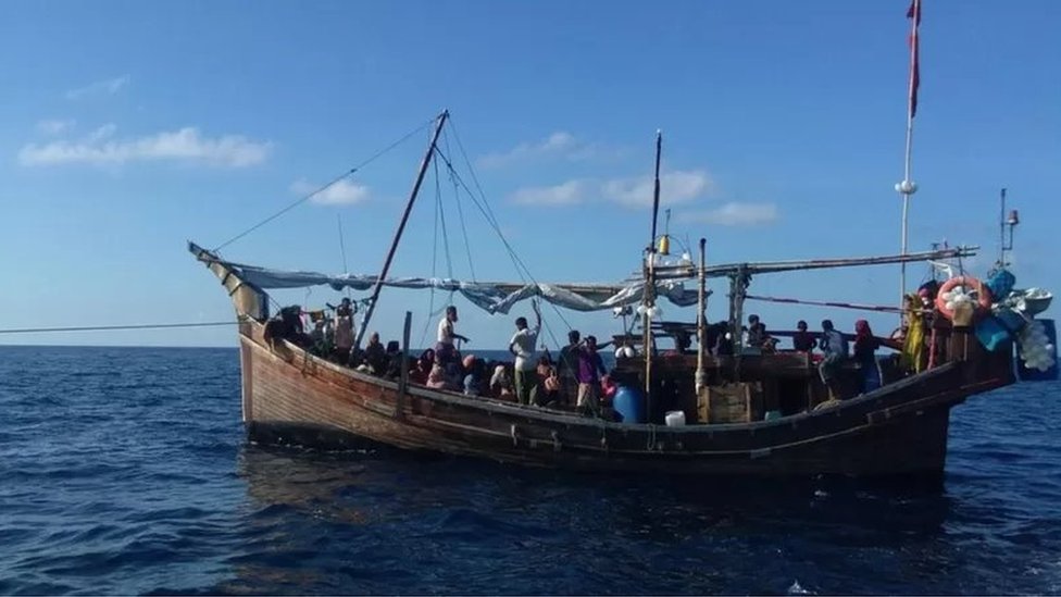 రోహింజ్యా ముస్లింలతో ఈ పడవలు సముద్రం మధ్యలో ఎలా మాయం అవుతున్నాయి?