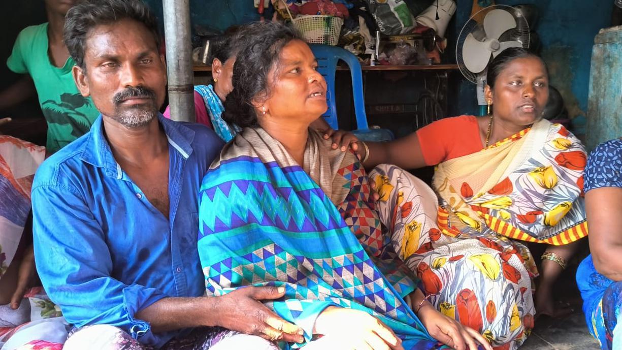 కాకినాడలో దళిత యువకుడు మృతి