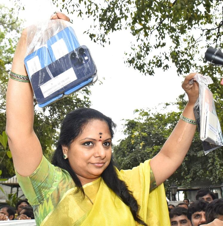 కల్వకుంట్ల కవిత