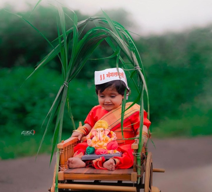 बाप्पा निघाले गावाला