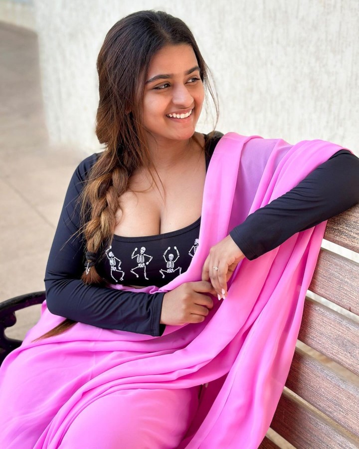 ಈ ಸ್ಮೈಲ್ ಯಾರ್ ಬೀಳಲ್ಲ ಹೇಳು ಗುರು