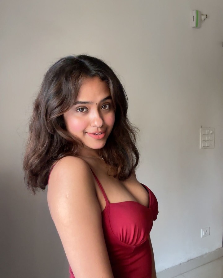 ಹೇಗಿವೆ ನನ್ನ ಫೋಟೋಗಳು ಕಾಮೆಂಟ್ ಮಾಡಿ ತಿಳಿಸಿ