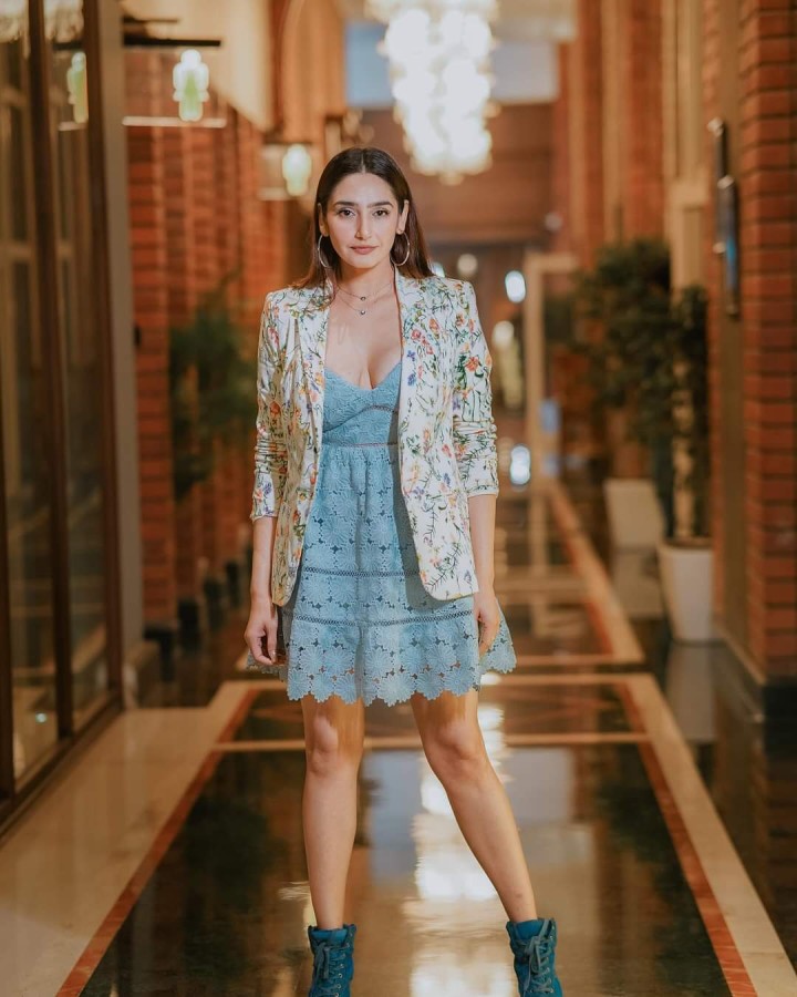 ತುಪ್ಪದ ಹುಡುಗಿಯ ಮೈಮಾಟ