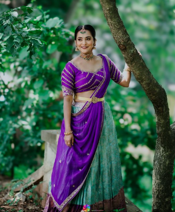 ಯಾರನ್ನು ಹುಡುಕುತ್ತಿರುವೇ