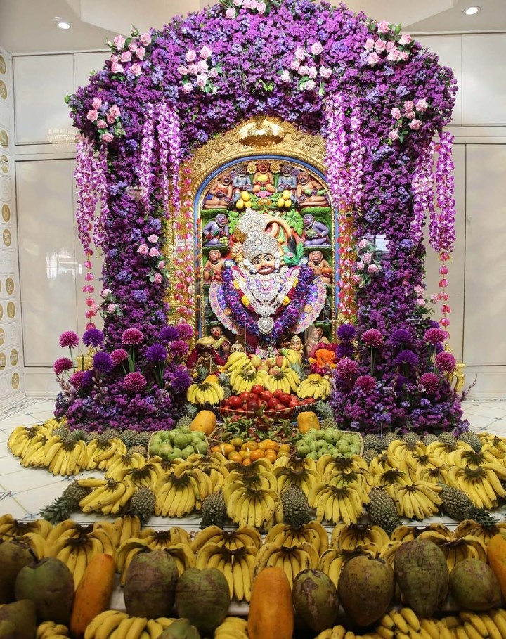 આજે શનિવાર નિમિત્તે ઘરે બેઠા કરો શ્રી સાળંગપુર ધામ કષ્ટભંજન હનુમાનજીના દિવ્ય દર્શન