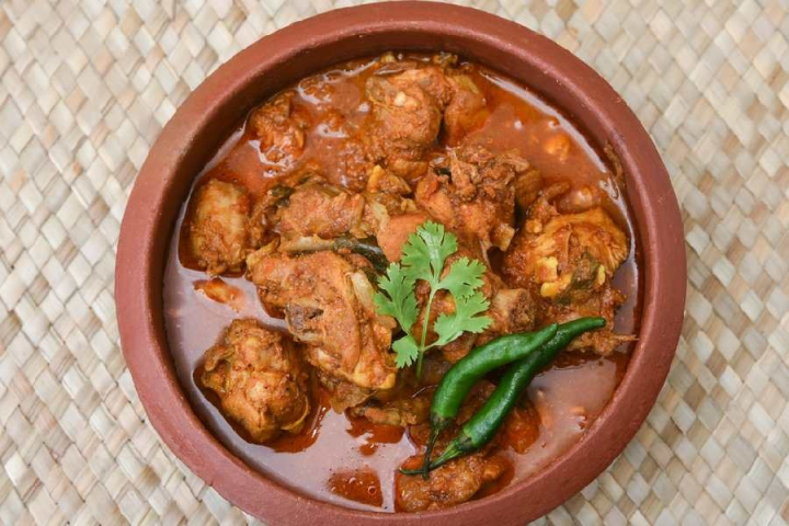 পোড়া মশলার মুরগি ট্রাই করেছেন কোনদিন?