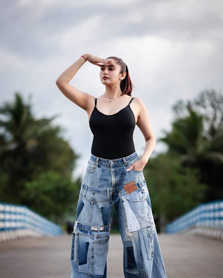 ಅಬ್ಬಬ್ಬಾ ಏನ್ ಬ್ಯೂಟಿ ಗುರು ತುಪ್ಪದ ಬೆಡಗಿ