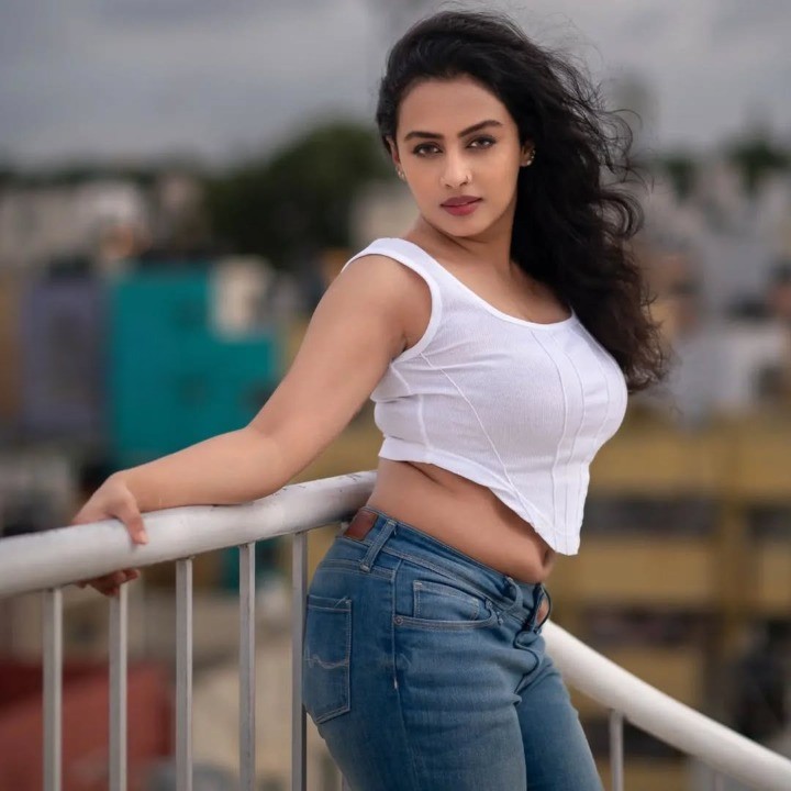 कितनी सेक्सी हो तुम.
