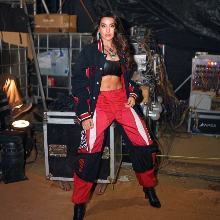 આ લૂક કંઈક ખાસ છે