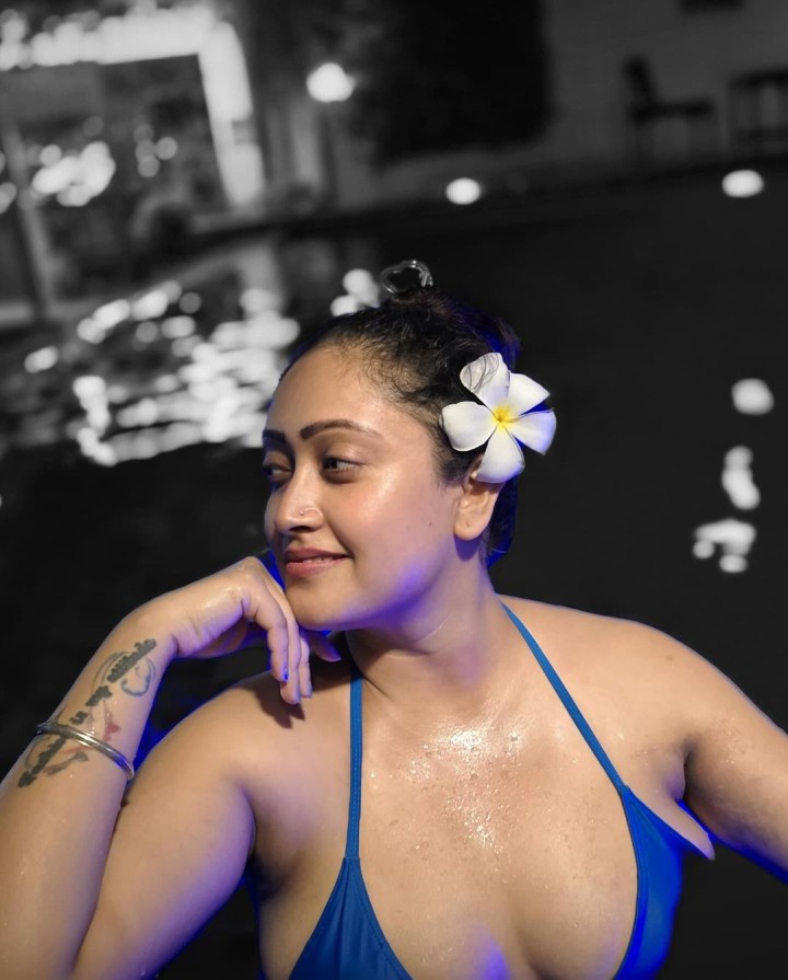 ಚಳಿನಲ್ಲಿ ಈಜಾಡೋದು ಸೂಪರ್ ಅಂದ್ರೆ ಸೂಪರ್