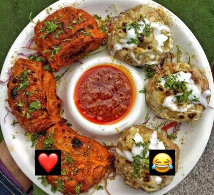 Momos kavala