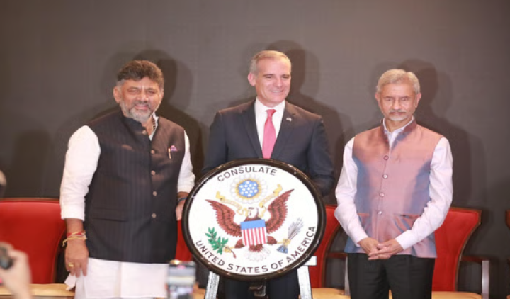 ಬೆಂಗಳೂರು: ಅಮೆರಿಕ ಕಾನ್ಸುಲೆಟ್​ ಕಚೇರಿ ಸ್ಥಾಪನೆಯಿಂದ ಉದ್ಯಮಿಗಳಿಗೆ ಅನುಕೂಲ- ಡಿ.ಕೆ ಶಿವಕುಮಾರ್​