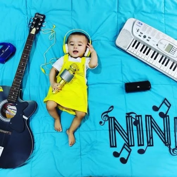 this baby is so cute