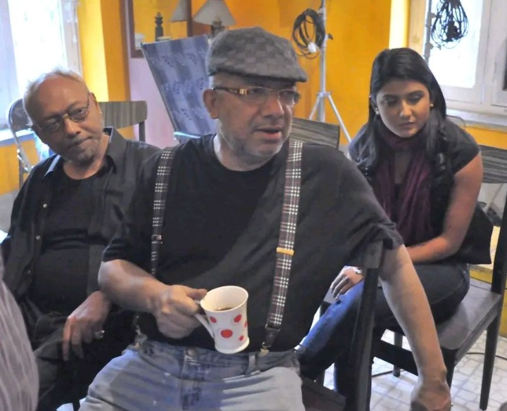 বাংলা গানের জগতের দুই দিকপাল এক সঙ্গে। কবীর সুমন ও অঞ্জন দত্ত সঙ্গে ছবিতে দেখা যাচ্ছে পার্নোকেও।