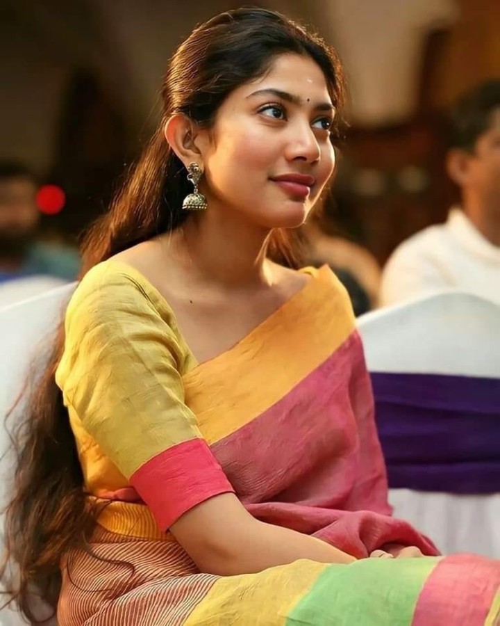 Enthamandi unna saipallaviki sati raru