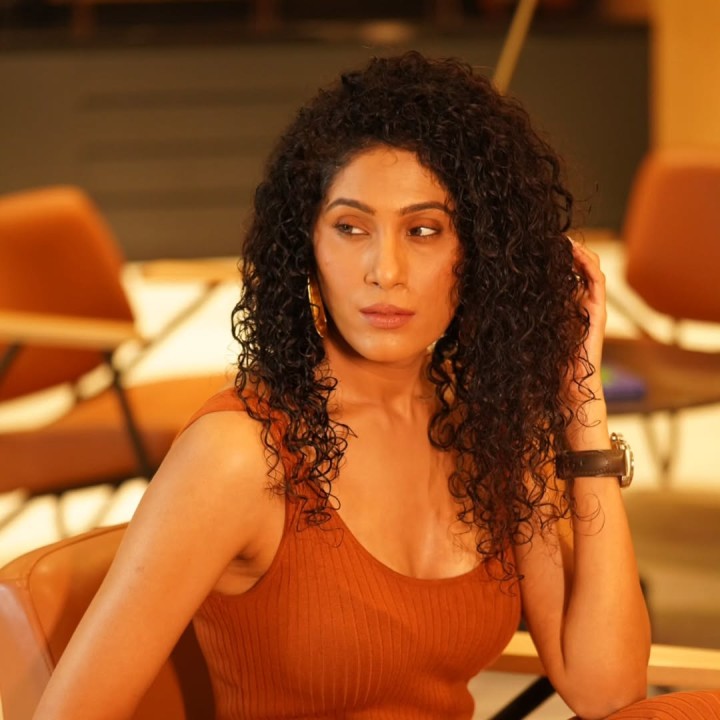 Gorgeous बहुत ही सूंदर