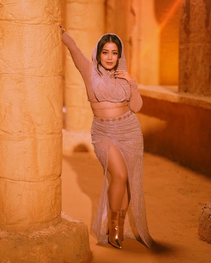 Who loves her song..??