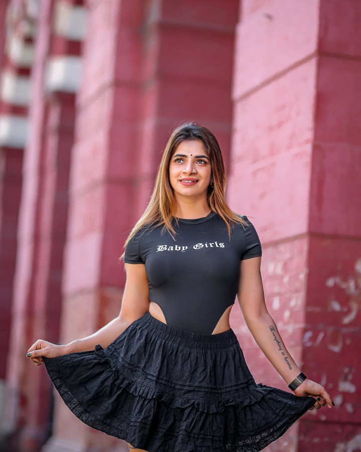 अदाएं आपकी मज़ा आ गया.