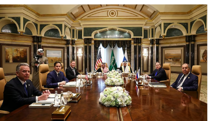 ಯುಕ್ರೇನ್ ವಿರುದ್ಧದ ಯುದ್ಧವನ್ನು ಕೊನೆಗಾಣಿಸುವ ಸಂಬಂಧ ಸಮಾಲೋಚನೆ ನಡೆಸುವುದಕ್ಕೆ ಸೌದಿ ಅರೇಬಿಯಾದಲ್ಲಿ ನಡೆದ ರಷ್ಯಾ- ಅಮೆರಿಕಾದ ಉನ್ನತಮಟ್ಟದ ಸಭೆ ಅಂತ್ಯಗೊಂಡಿದೆ.