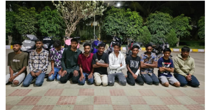 ಮಾರಕಾಸ್ತ್ರ ಹಿಡಿದು ವ್ಹೀಲಿಂಗ್: 11 ಪುಂಡರ ಹೆಡೆಮುರಿ ಕಟ್ಟಿದ ಬೆಂಗಳೂರು ಪೊಲೀಸರು; Video