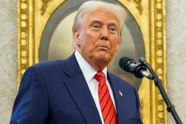 প্রায় প্রতি দিনই তাতে ইন্ধন জুগিয়ে চলেছেন প্রেসিডেন্ট ডোনাল্ড ট্রাম্প।এ বার জানালেন, আমেরিকার থেকে অনেক সুযোগসুবিধা নেয় ভারত। বরং এখন ভারতের উচিত, আমেরিকাকে সাহায্য করা।