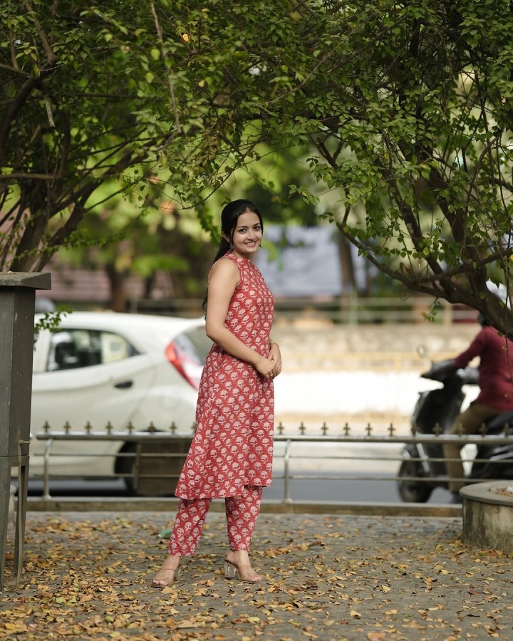 Sprinkle kindness like confetti