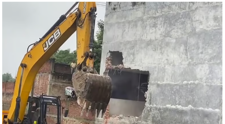 ಪಂಜಾಬ್‌ನಲ್ಲಿ ಯೋಗಿ ಮಾಡೆಲ್: Drug Mafia ವಿರುದ್ಧ AAP ಸಮರ; ಡ್ರಗ್ ಪೆಡ್ಲರ್‌ಗಳ ಮನೆ ಮೇಲೆ ಬುಲ್ಡೋಜರ್ ಕ್ರಮ!