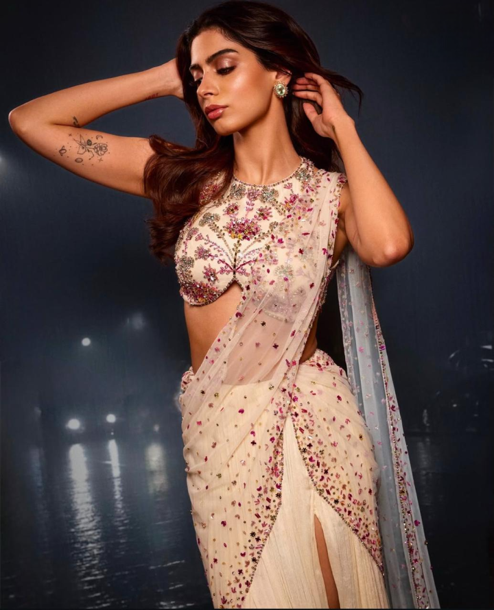 ସେକ୍ସୀ ଅନ୍ଦାଜ