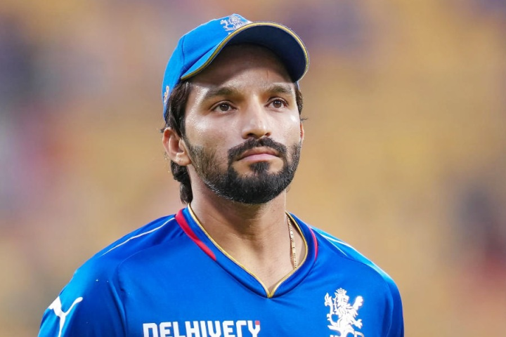 এ বারের আইপিএলে রজত পাটীদারকে অধিনায়ক করেছে রয়্যাল চ্যালেঞ্জার্স বেঙ্গালুরু। বাধ্য হয়েই তাঁকে এই দায়িত্ব দেওয়া হয়েছে। এমনটাই জানালেন দলের ক্রিকেটার জিতেশ শর্মা।