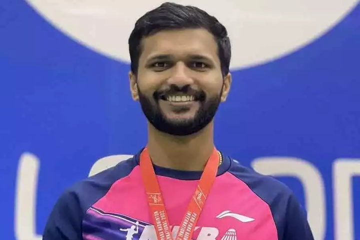 নজির গড়লেন ভারতের প্যারা ব্যাডমিন্টন খেলোয়াড় সুকান্ত কদম। স্প্যানিশ প্যারা ব্যাডমিন্টনে ভাল পারফরম্যান্সের সুবাদে এসএল ৪ বিভাগের বিশ্ব ক্রমতালিকায় দ্বিতীয় স্থানে উঠে এলেন সুকান্ত।