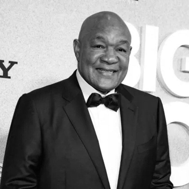 প্রয়াত জর্জ ফোরম‍্যান। মহম্মদ আলির সঙ্গে ‘রাম্বল ইন দ‍্য জাঙ্গল’-এ লড়েছিলেন এই বক্সার। তাঁর বয়স হয়েছিল ৭৬ বছর।