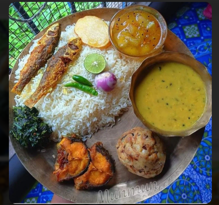 ಬಿಸಿ ಬಿಸಿ ಊಟ ನಿಮಗಾಗಿ