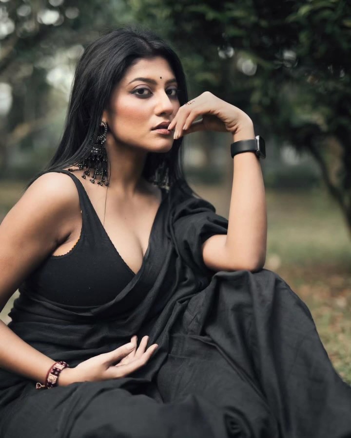 तुम्हारी यह कातिलाना  नजरे.