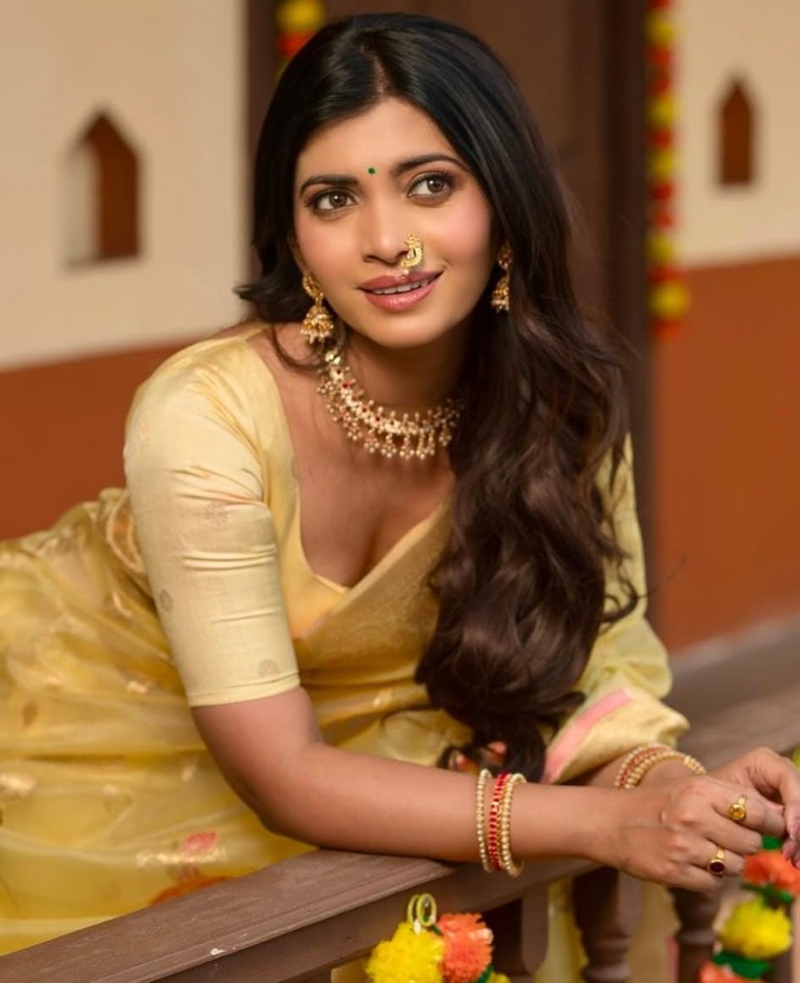 संस्कारी मुलगी