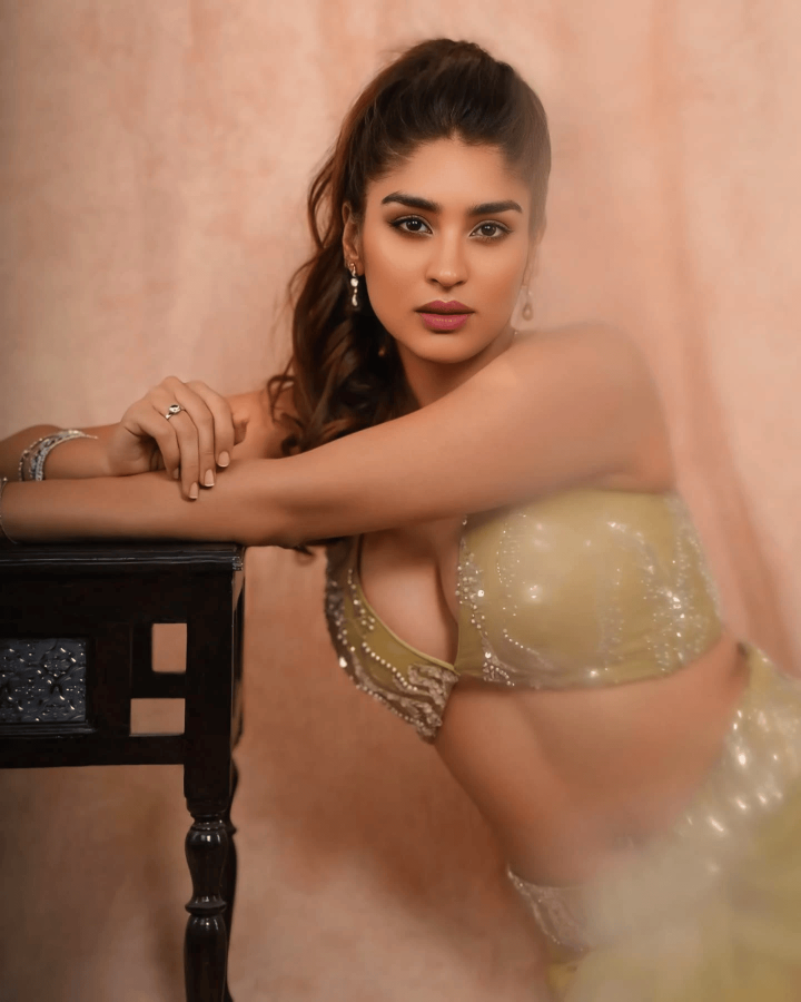 Looking so beautiful Dear
