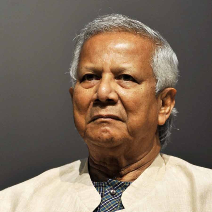 চলতি বছরের ডিসেম্বরের মধ্যে জাতীয় সংসদের নির্বাচন না হলে বাংলাদেশ আবার অস্থির পরিস্থিতির গ্রাসে চলে যেতে পারে। সোমবার এই ভাষাতেই মুহাম্মদ ইউনূসের নেতৃত্বাধীন অন্তর্বর্তী সরকারকে হুঁশিয়ারি দিল সে দেশের প্রাক্তন প্রধানমন্ত্রী খালেদা জিয়ার দল বিএনপি।