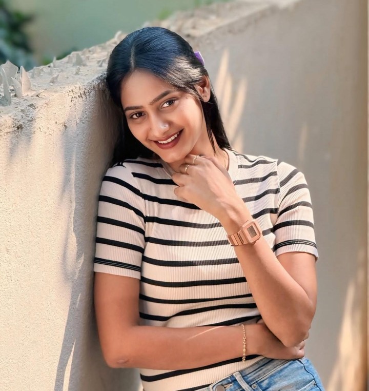 ସୁନ୍ଦରୀ ଗ୍ଲାମର ଅନ୍ଦାଜ ରେ
