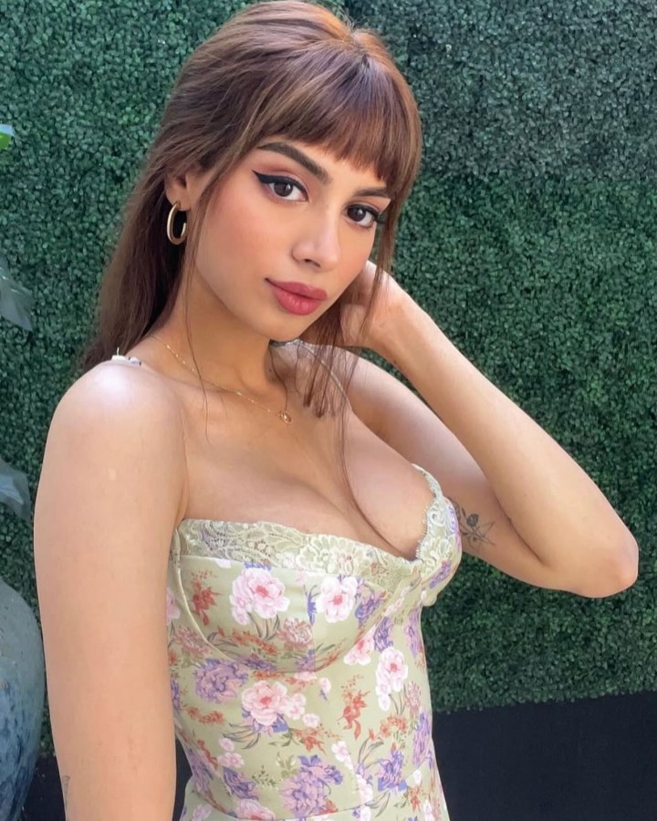 'હોટનેસ અને ગ્રેસનું અદ્ભુત સંગમ!'