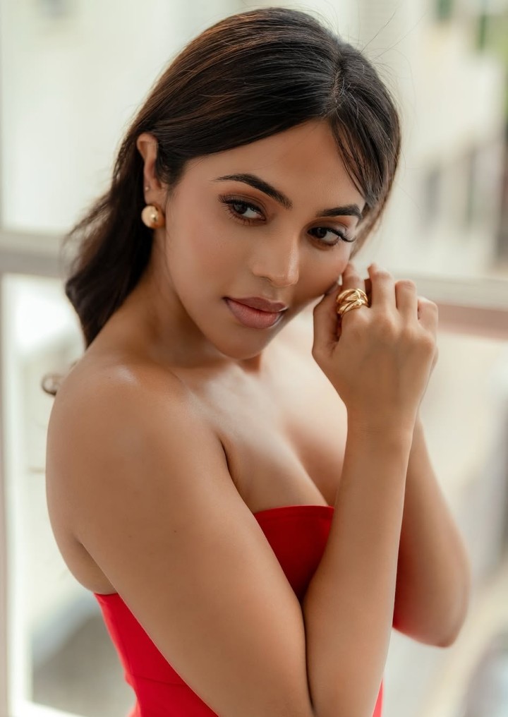 உன்னை போன்ற பேரழகியை என் இதயம் இதுவரை கண்டதில்லை