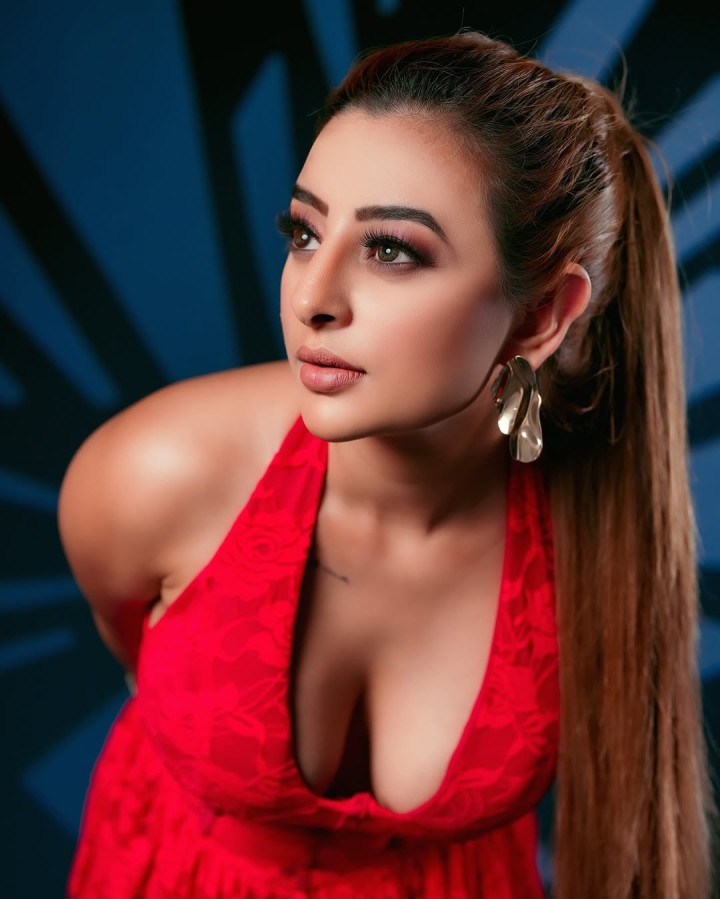 Red chilli हॉटेस्ट