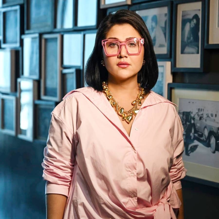 বরাবর অন্যায়ের বিরুদ্ধে সরব তিনি। আরজি কর-কাণ্ডেও তাঁকে পথে নামতে দেখা গিয়েছে। এ বার ছোট পর্দার অভিযুক্ত পরিচালকের বিরুদ্ধে মুখ খুললেন  স্বস্তিকা মুখোপাধ্যায়।