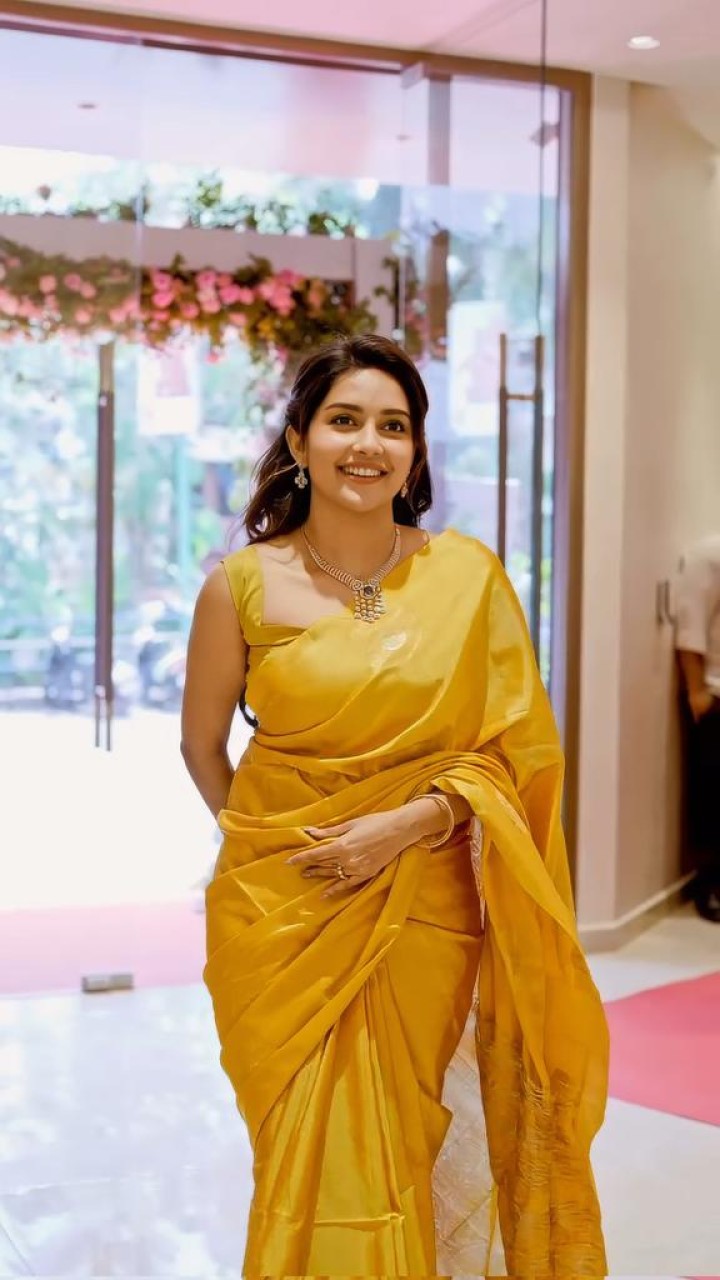 அவங்க look-க்கே filter தேவையில்ல!