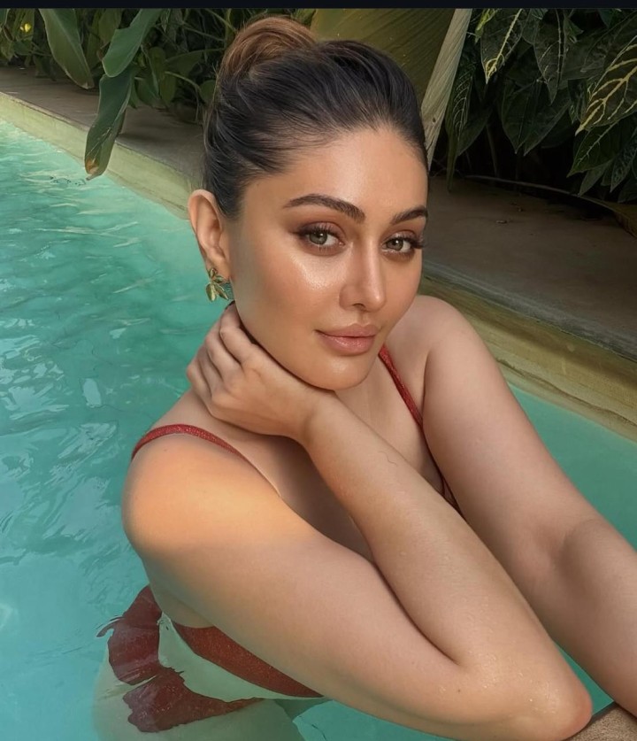 Soo hot Beauty