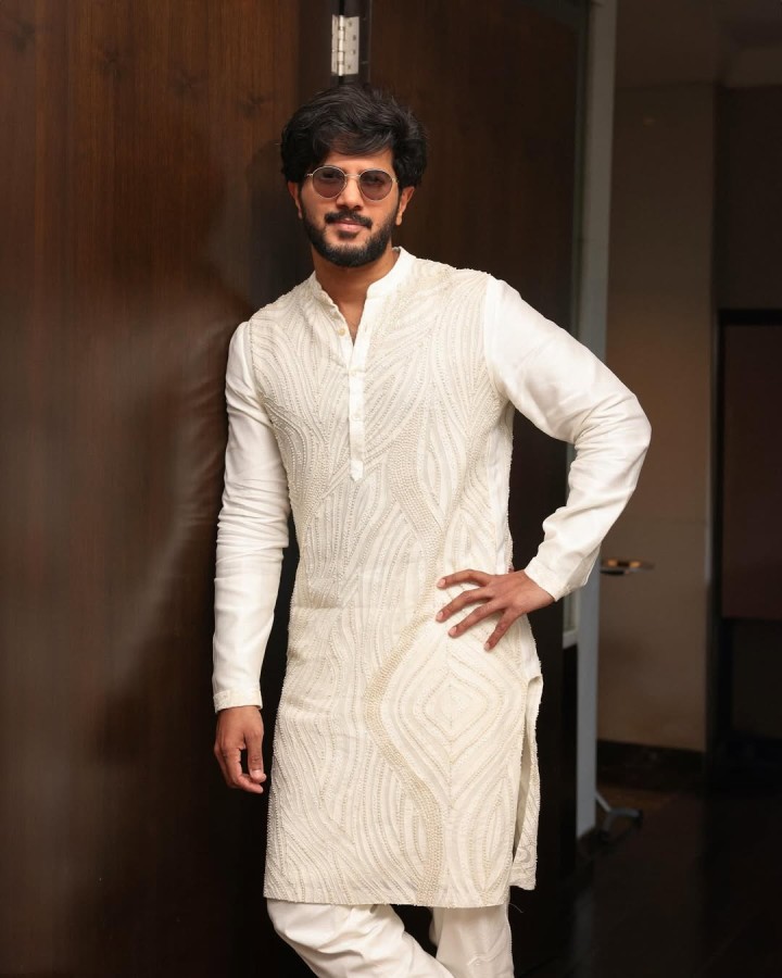 DQ ഫാൻസ്‌ ഉണ്ടോ ഇവിടെ ?