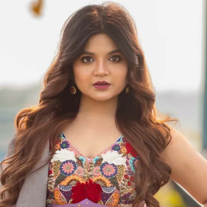 অভিনেত্রী রণিতা দাসকে  অনেক দিন হল ছোট পর্দায় দেখা যায়নি।শোনা যাচ্ছে, আবারও ধারাবাহিকে ফিরছেন অভিনেত্রী রণিতা।