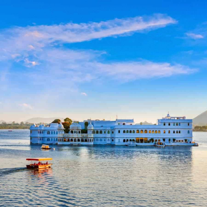 উদয়পুরের লেক প্যালেস।
