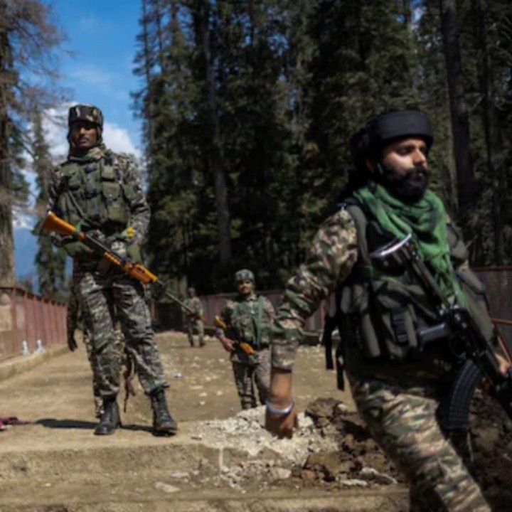 BSF shoots Pakistani intruder in Ferozpur post-OperationSindoor. Border on high alert.