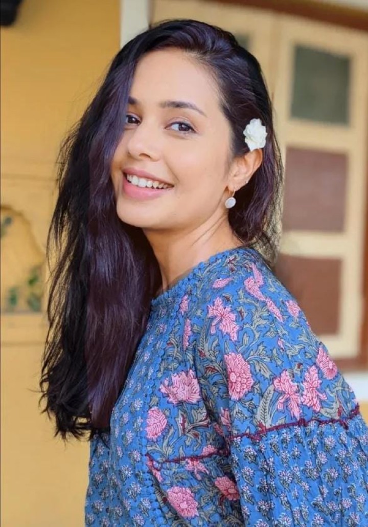 मस्त अंदाज असणारी शिवानी